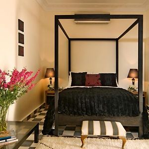 Kamer met een King Size Bed